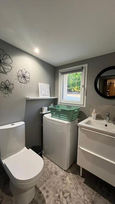 Petite Maison En Pierre Au Calme Avec Exterieur Montbellet Eksteriør billede