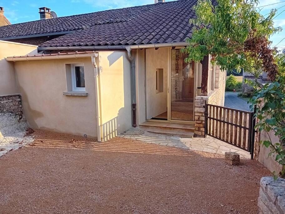 Petite Maison En Pierre Au Calme Avec Exterieur Montbellet Eksteriør billede